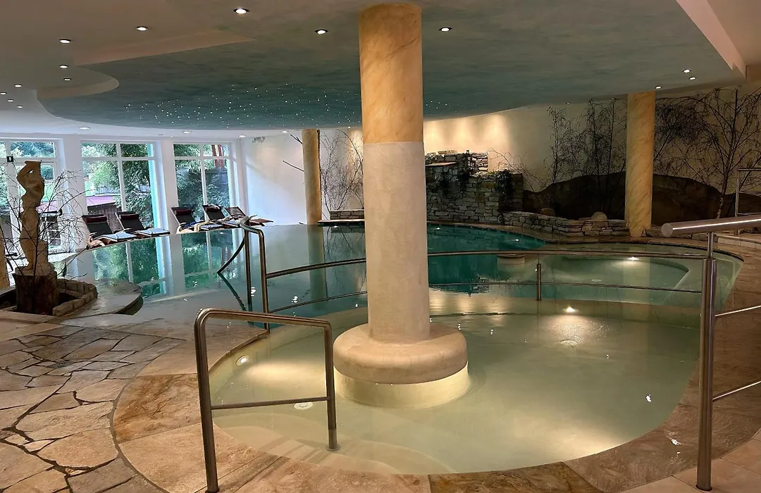 Hotel Bergblick-1